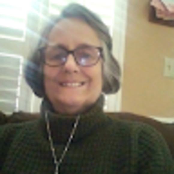 Meet your Posher, Lisa - Picture 1 of 1